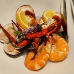 Crossroads Kitchen - 