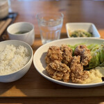 コッコローダイニング - 鶏のからあげランチ②