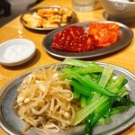 ホルモンと酒 春田屋 - 