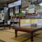 ドライブイン化粧坂 - 店内