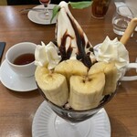 ミルク&パフェ よつ葉ホワイトコージ - 