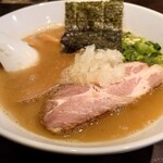 麺や 麗 - 「しょうゆ」⑦ ※すりおろし玉ねぎがいい仕事してる