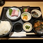 魚食処 一豊 - 生サンマ塩焼き定食　1790円　満足感が有ります！