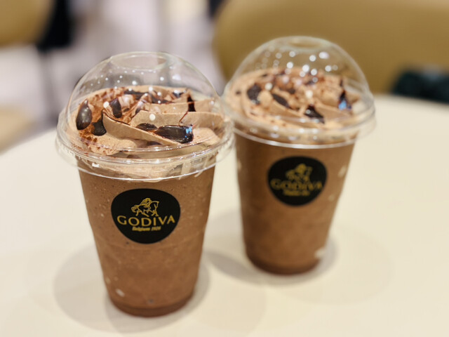 GODIVA Puraimutsuriakaike photo 5