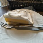 星乃珈琲店 - レモンパイ