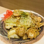 石と肴 地雷也 - バターソース焼きそば