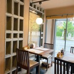 とんかつ 蒼樹 - 店内テーブル席