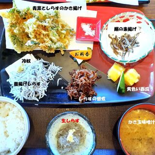 しらすや 腰越漁港前店