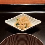 六雁 - 『お食事』
      
      ・大根3種の胡麻和え
      　ー切り干し大根、べったら漬け、かいわれ大根