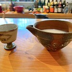 日々の料理 - 酒粕ではなく米と米麹で作られ、デンプンが糖化した自然な美味しさがあります。
      後味がスッキリしています。