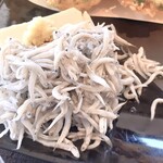 しらすや - 大き目でふっくらの釜揚げしらす