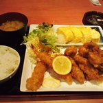 なにわ食堂 - 好きやねん定食（牡蠣フライ・海老フライ・だし巻き）