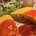 ラケル - オムライスの断面