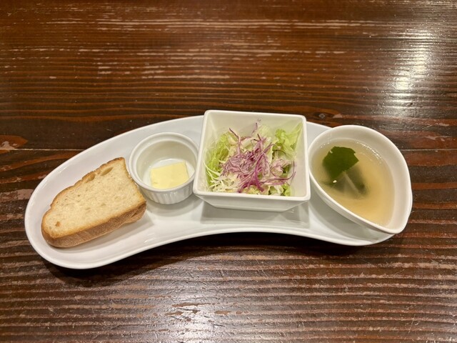 羅布乃瑠 沙羅英慕 福島店（ロブノオル サラエボ） - 曽根田（レストラン）の写真