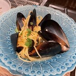 イオマレ - ムール貝と青唐辛子のペペロンチーノ