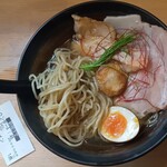 キブサチ - 特注の中細麺。