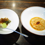 わさ - 皮蛋豆腐と辣油を垂らした胡麻ペースト