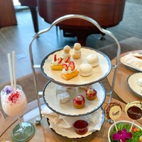 ザ タヴァン グリル＆ラウンジ - 