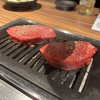 黒毛和牛ヘレ肉専門店 炭火焼肉 りきちゃん 北浜店 - 