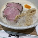 ラーメン家 みつ葉  - 