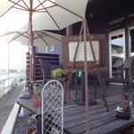 カフェバール・ジハン - テラス席（お店の裏側）