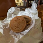 高橋まんじゅう屋 - 大判焼 1個160円