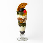 小田原胡麻あんと抹茶のパフェ