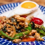 アガリコオリエンタルビストロ - 2025.10 鶏肉ガパオ炒めご飯（1,452円）