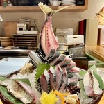 ゆるり。 酒槽 - 〈豊後水道の豊後さばの活造り〉