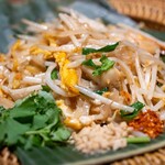 アガリコオリエンタルビストロ - 2025.10 パッタイ（1,634円）海鮮焼きビーフン