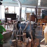 ぞうさんカフェ - 薪ストーブが暖か