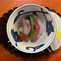 国登録文化財 二木屋 - 2025.10.16 (木)    鹿児島　5000円（税込）　造里：活魚二種盛合せ（マグロ、カンパチ）