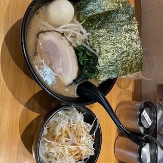 横浜ラーメン てっぺん家_0
