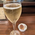 なにわフレンチびぎん - ポルトガルのヴィンテージ泡