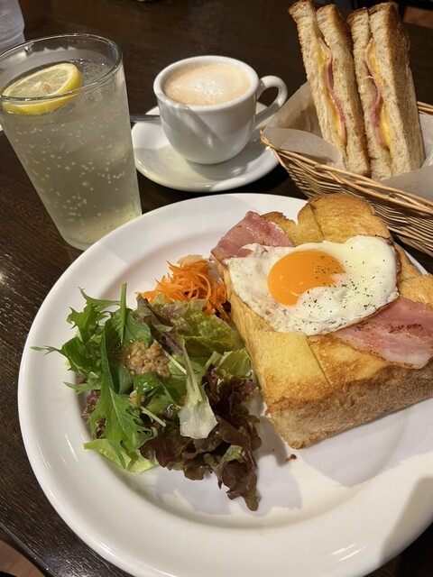 Cafe Bakery Pannapan photo