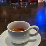 ザ・バー・カサブランカ - 最初に小さなコンソメスープが出されました♡