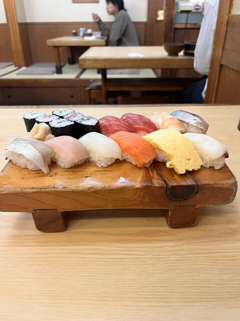 Sushi Dokoro Tomo photo 5