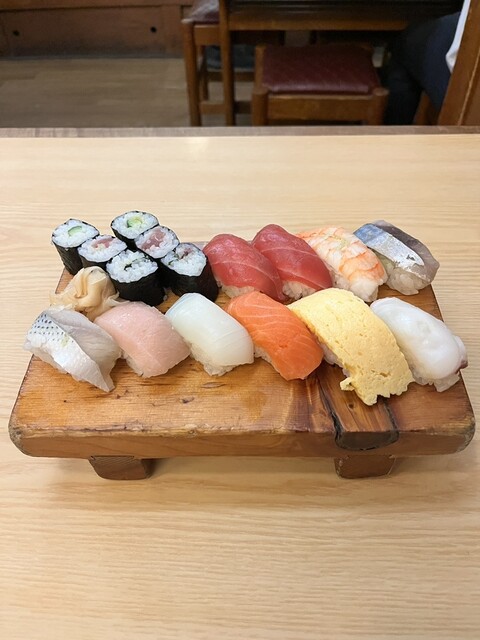 Sushi Dokoro Tomo