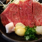 レストラン 牛石 - 特選近江牛の陶板焼き（ロース）