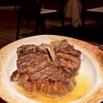 Re Wharf - Tボーンステーキ