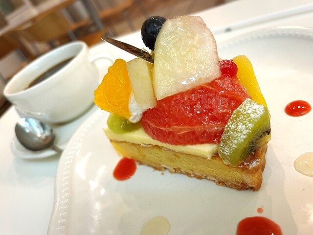 La Maison ensoleille table Geto Shiti Oosaki Ten