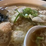 ラーメン・豚足 太吉 - 横から