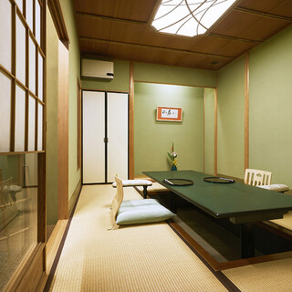 ご接待・お顔合わせ・ご結納等に最適な掘り炬燵式完全個室