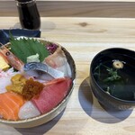 小松水産の海鮮丼 - 