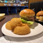 ダグズ・バーガー - 