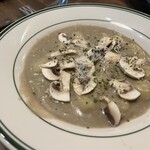 ローストチキンクラブ ファイティング クック - 5,000円飲み放題付きコース（３人前）