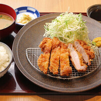 国産豚のロースカツセット