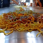 お好み焼 三幸 - 横から三幸焼