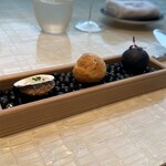 ベージュ アラン・デュカス 東京 - 