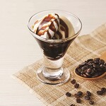 ちょっぴり大人な珈琲ゼリーパフェ